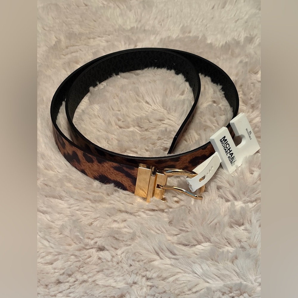 Michael Kors Belt - Picture 5 of 5